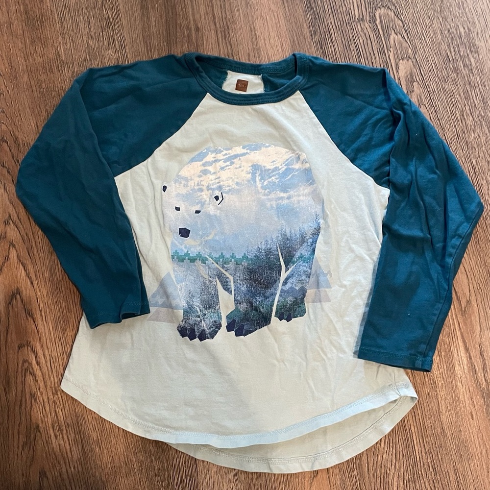 Tea Collection Arctic Bear Raglan Tee Girl’s 7